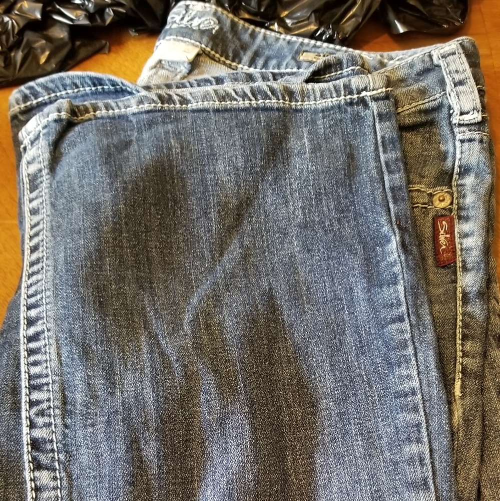 Silver Jeans Aiko Bootcut nice quality size 12-14